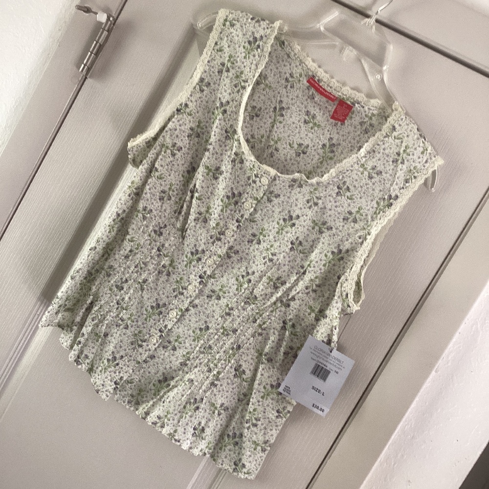 NWT- Wm LG summer lightweight cami blue floral. Sleeveless.